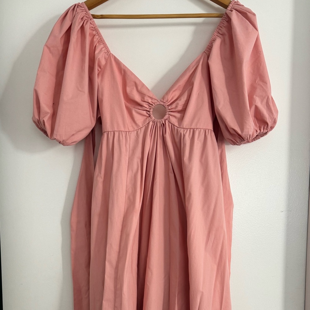 Abercrombie puff sleeved pink midi dress